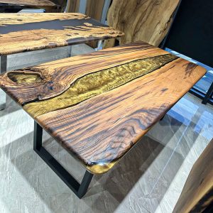 [OSM009] Olive wood Square Metallic Epoxy Table