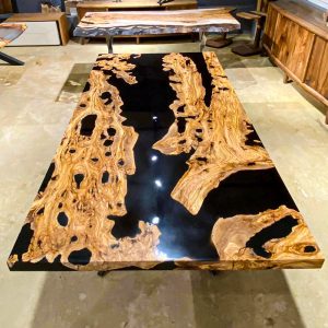 [OSS225] Olive wood Square Black & Opacity Epoxy Table